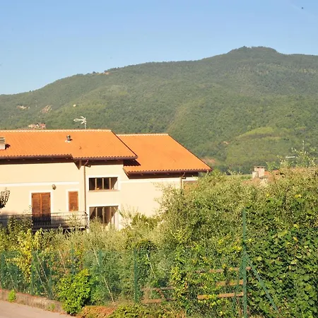 Il Mandorlo * Sant'Orfeto