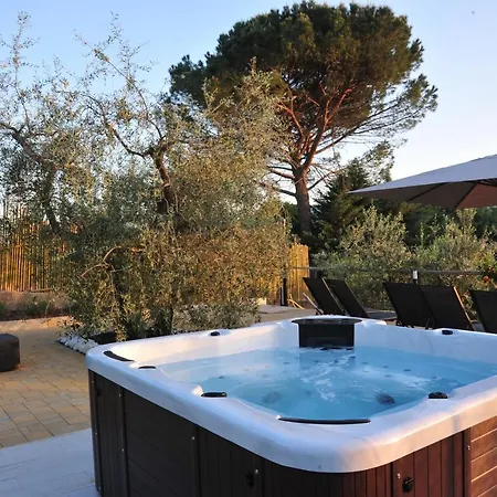 Il Mandorlo * Sant'Orfeto