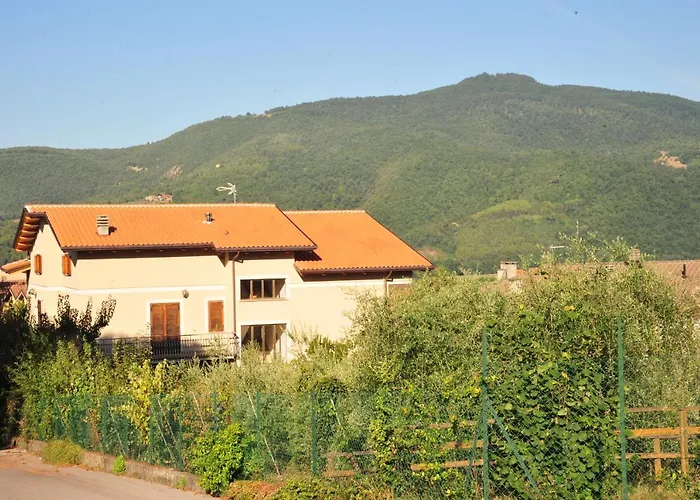 Il Mandorlo * Sant'Orfeto