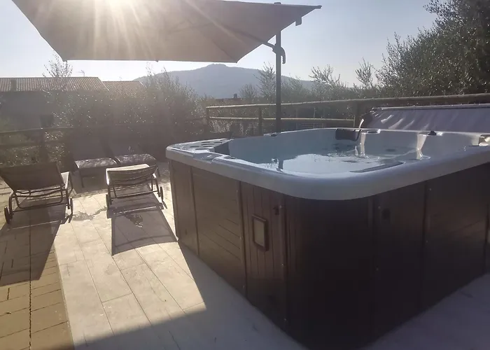 Il Mandorlo * Sant'Orfeto